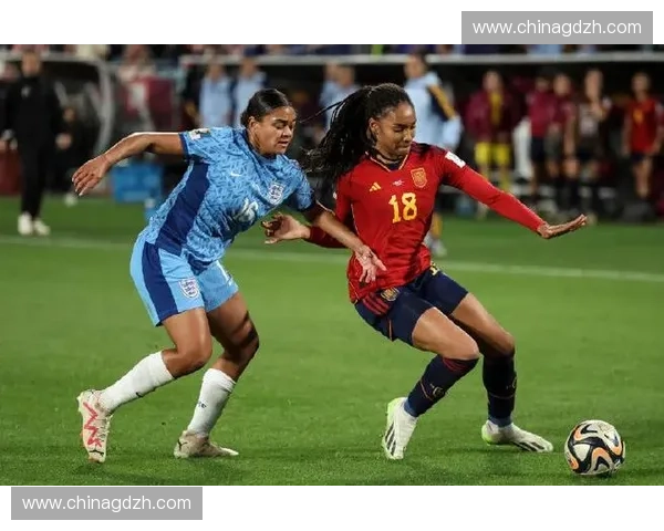2023年女足世界杯精彩回顾：激烈对抗与突破性进展展现女性足球力量