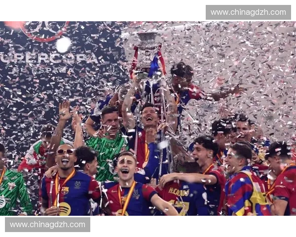 那不勒斯鏖战巴萨激情对决再燃欧洲赛场巅峰之夜